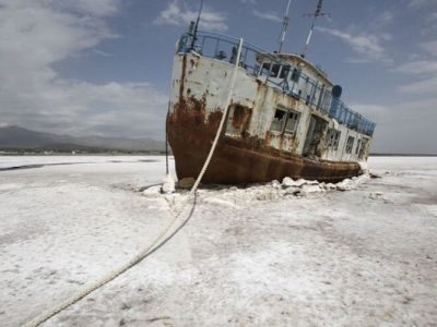 زلزله شهرستان خوی با خشکی دریاچه ارومیه ارتباط دارد!