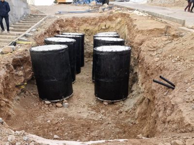 آغاز نصب سپتیک تانک در آمفی تئاتر روباز عینالی