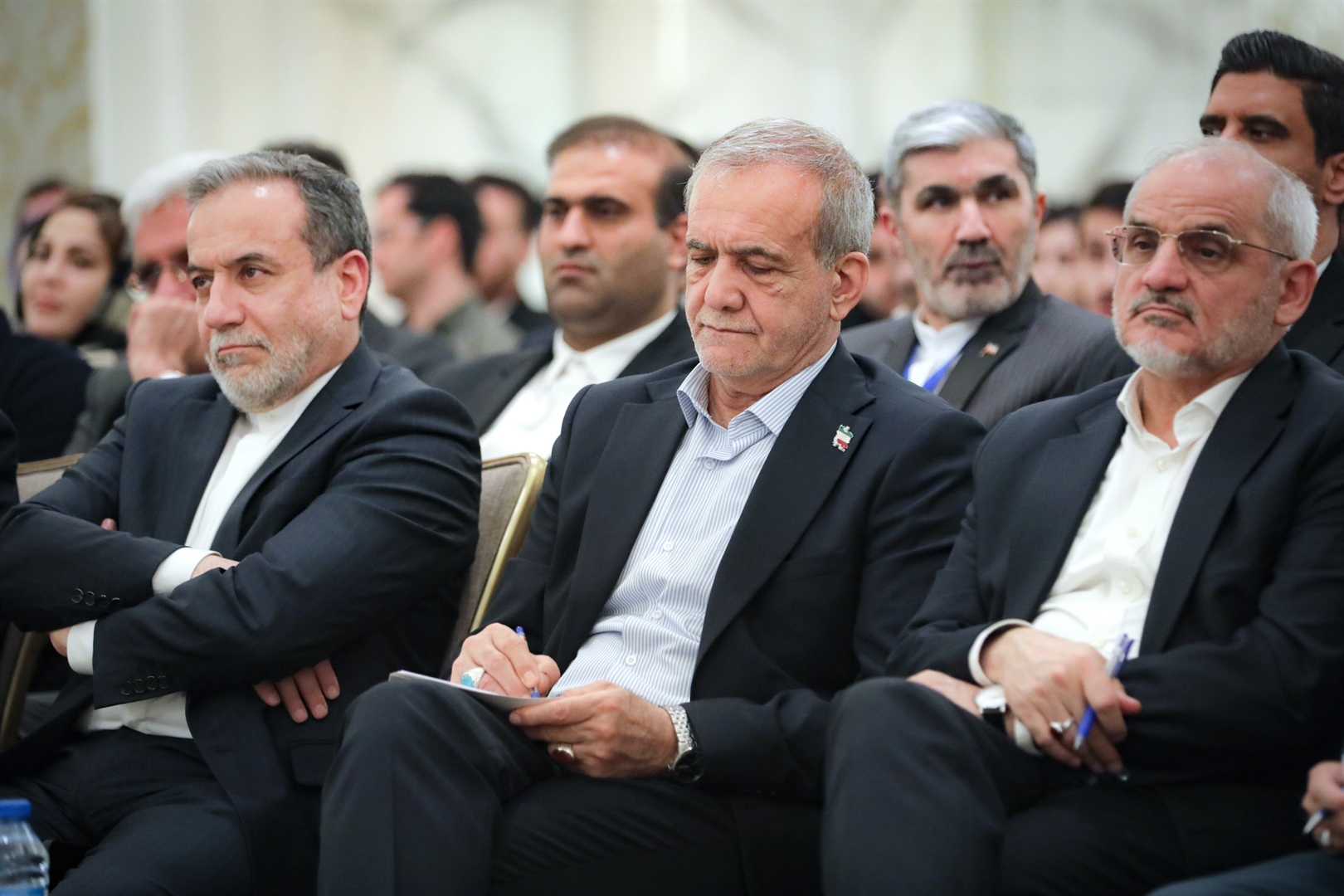 پزشکیان: انتخاب میان تقابل و تعامل، آینده نسل‌ها را رقم می‌زند